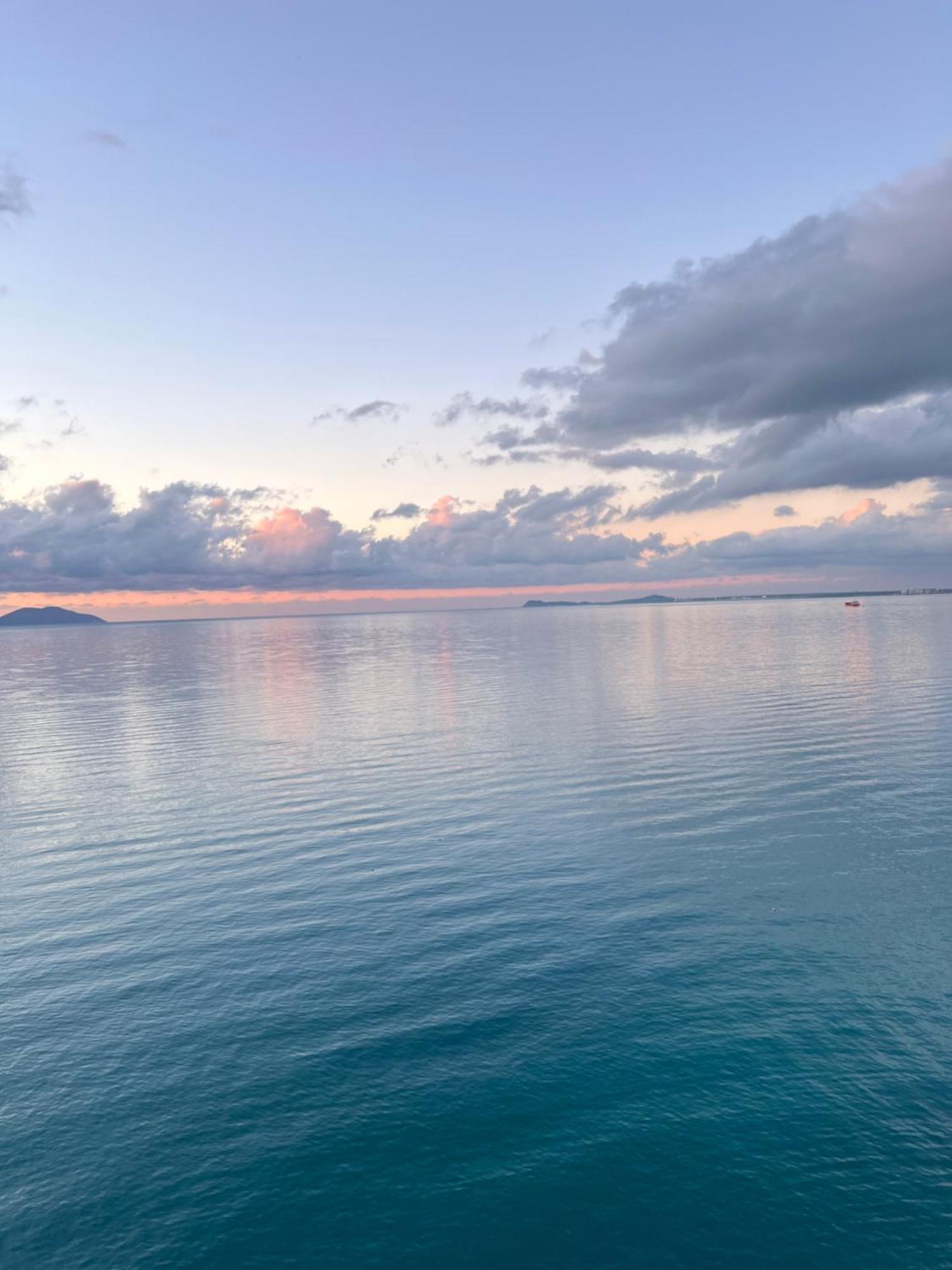 Готель The Blue Horizon Вльора Екстер'єр фото